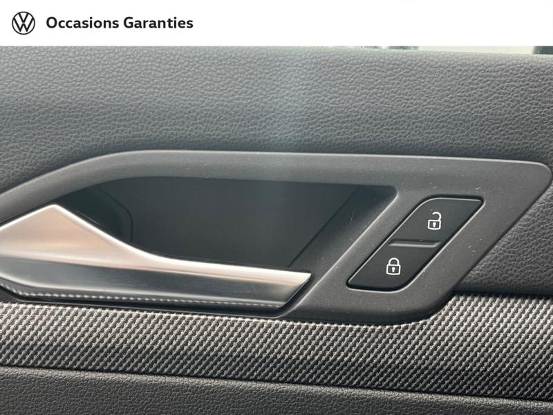 Voitures occasions VOLKSWAGEN GOLF R-Line Orvault