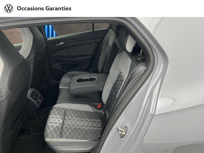 Voitures occasions VOLKSWAGEN GOLF R-Line Orvault
