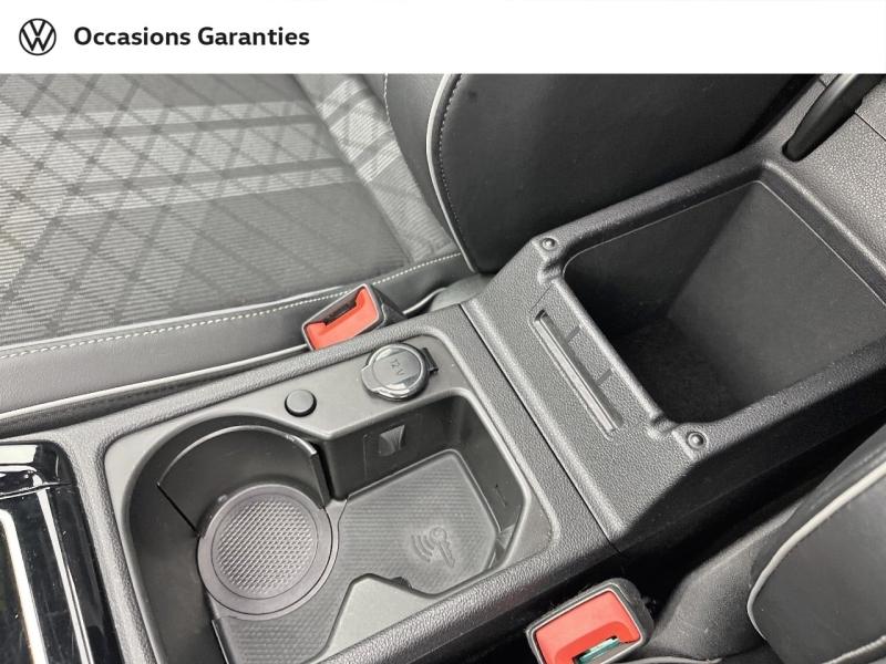 Voitures occasions VOLKSWAGEN GOLF R-Line Orvault