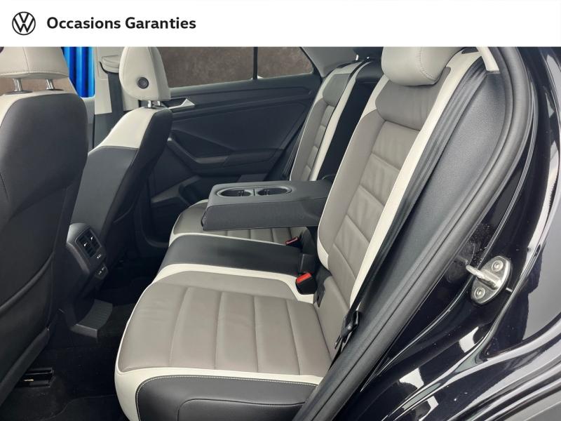 Voitures occasions VOLKSWAGEN T-ROC Carat Exclusive Orvault