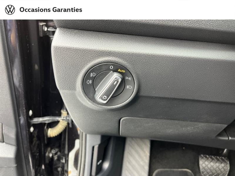 Voitures occasions VOLKSWAGEN T-ROC Carat Exclusive Orvault