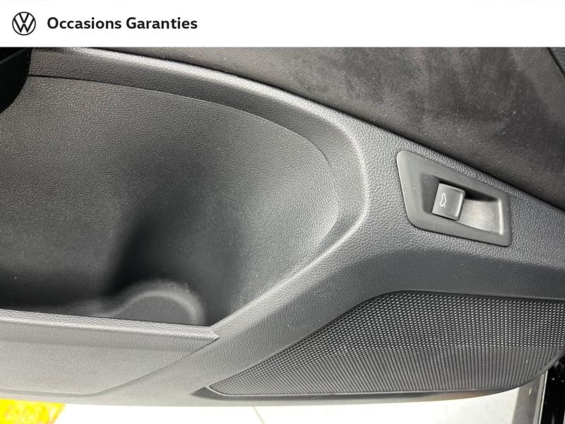 Voitures occasions VOLKSWAGEN T-ROC Carat Exclusive Orvault