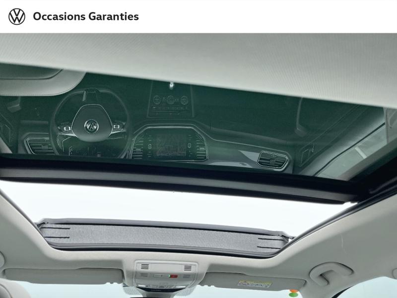 Voitures occasions VOLKSWAGEN T-ROC Carat Exclusive Orvault