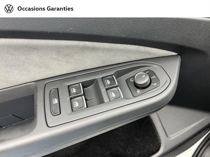 Voitures occasions VOLKSWAGEN GOLF R-Line Orvault