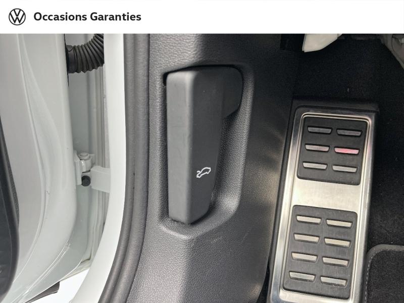 Voitures occasions VOLKSWAGEN GOLF R-Line Orvault