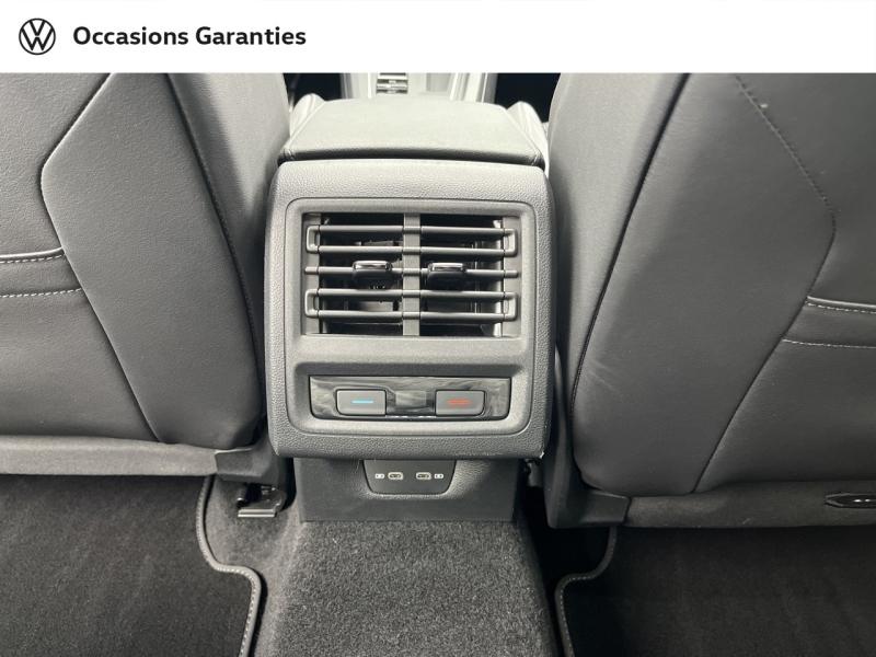 Voitures occasions VOLKSWAGEN GOLF R-Line Orvault