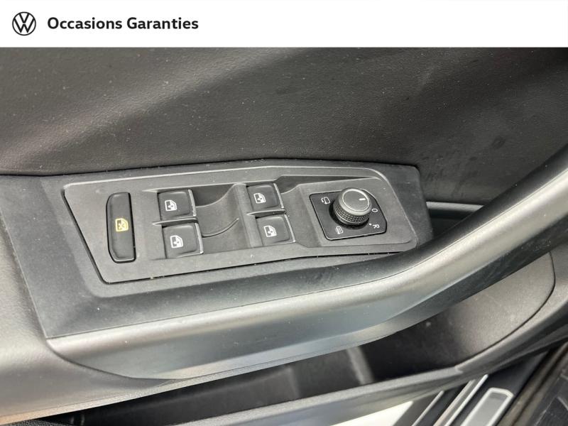 Voitures occasions VOLKSWAGEN T-ROC R-Line Orvault