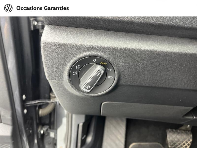 Voitures occasions VOLKSWAGEN T-ROC Carat Exclusive Orvault