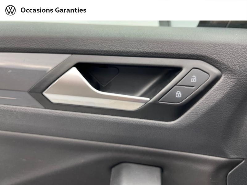 Voitures occasions VOLKSWAGEN T-ROC Carat Exclusive Orvault
