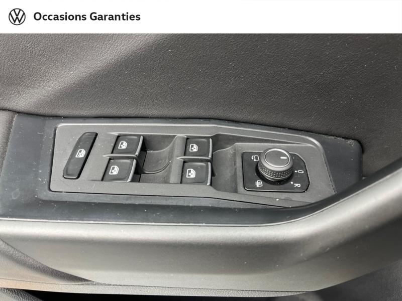 Voitures occasions VOLKSWAGEN T-ROC Carat Exclusive Orvault