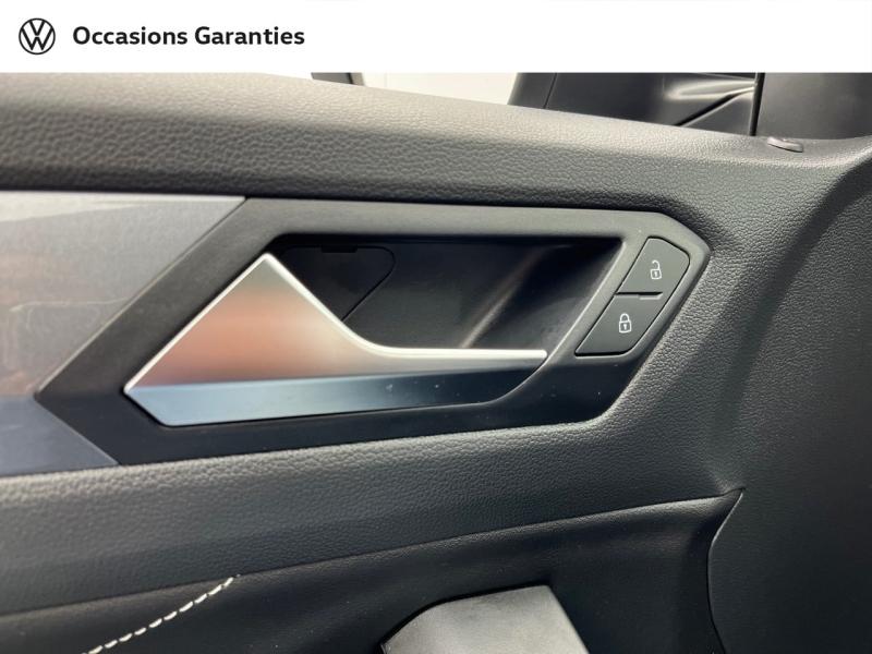 Voitures occasions VOLKSWAGEN T-ROC Style Exclusive Orvault