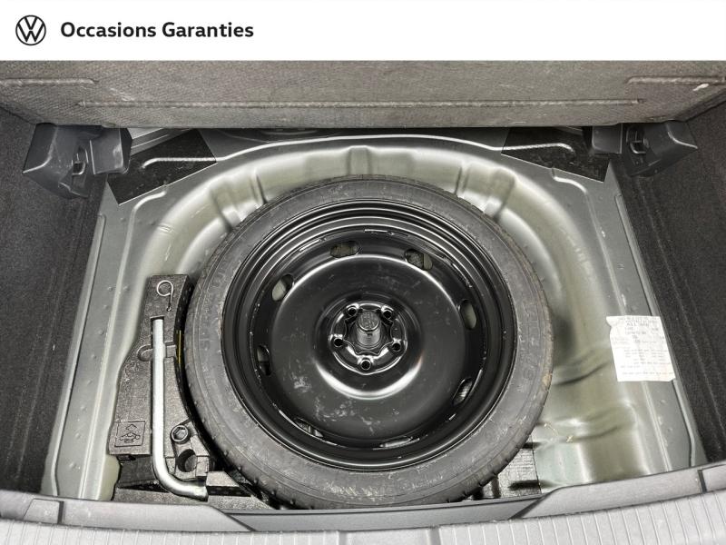 Voitures occasions VOLKSWAGEN T-ROC Carat Orvault