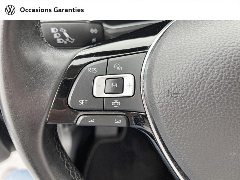 Voitures occasions VOLKSWAGEN T-ROC Carat Orvault