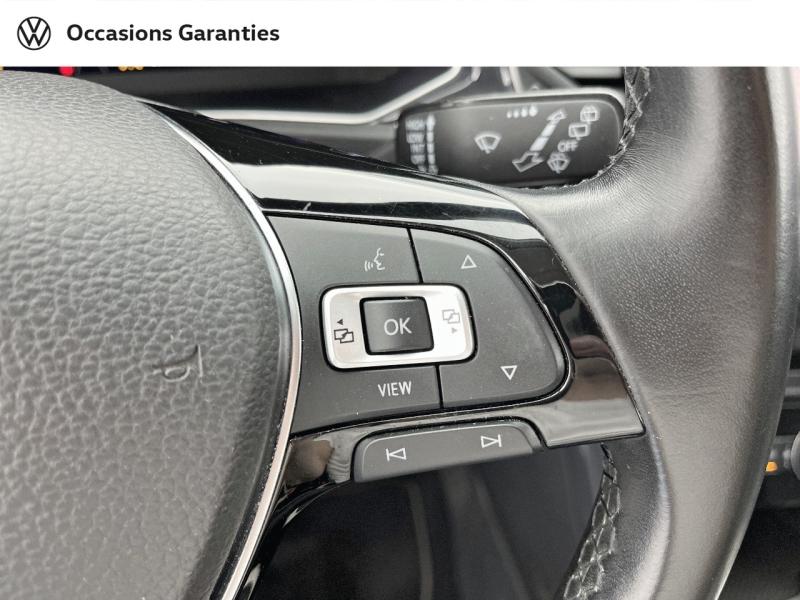Voitures occasions VOLKSWAGEN T-ROC Carat Orvault