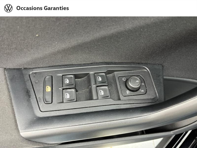 Voitures occasions VOLKSWAGEN T-ROC Life Plus Orvault