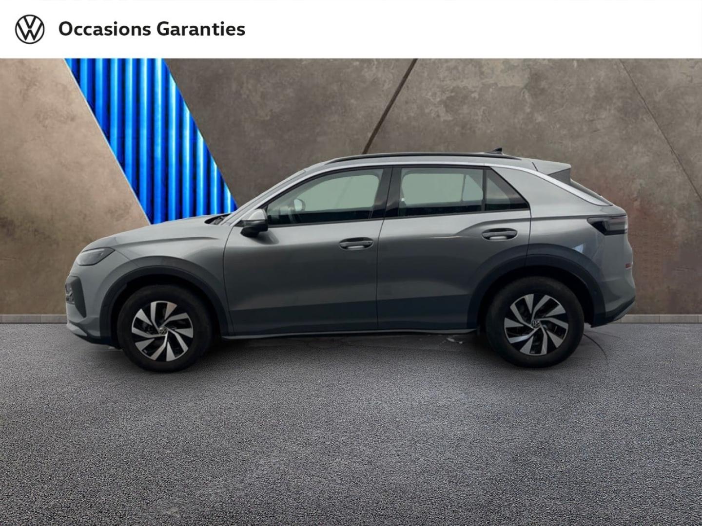 Voitures occasions VOLKSWAGEN T-ROC Base Orvault