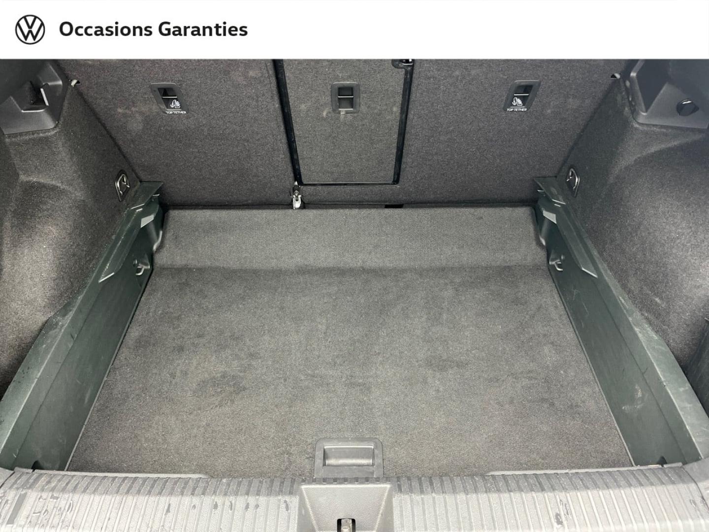 Voitures occasions VOLKSWAGEN T-ROC Base Orvault