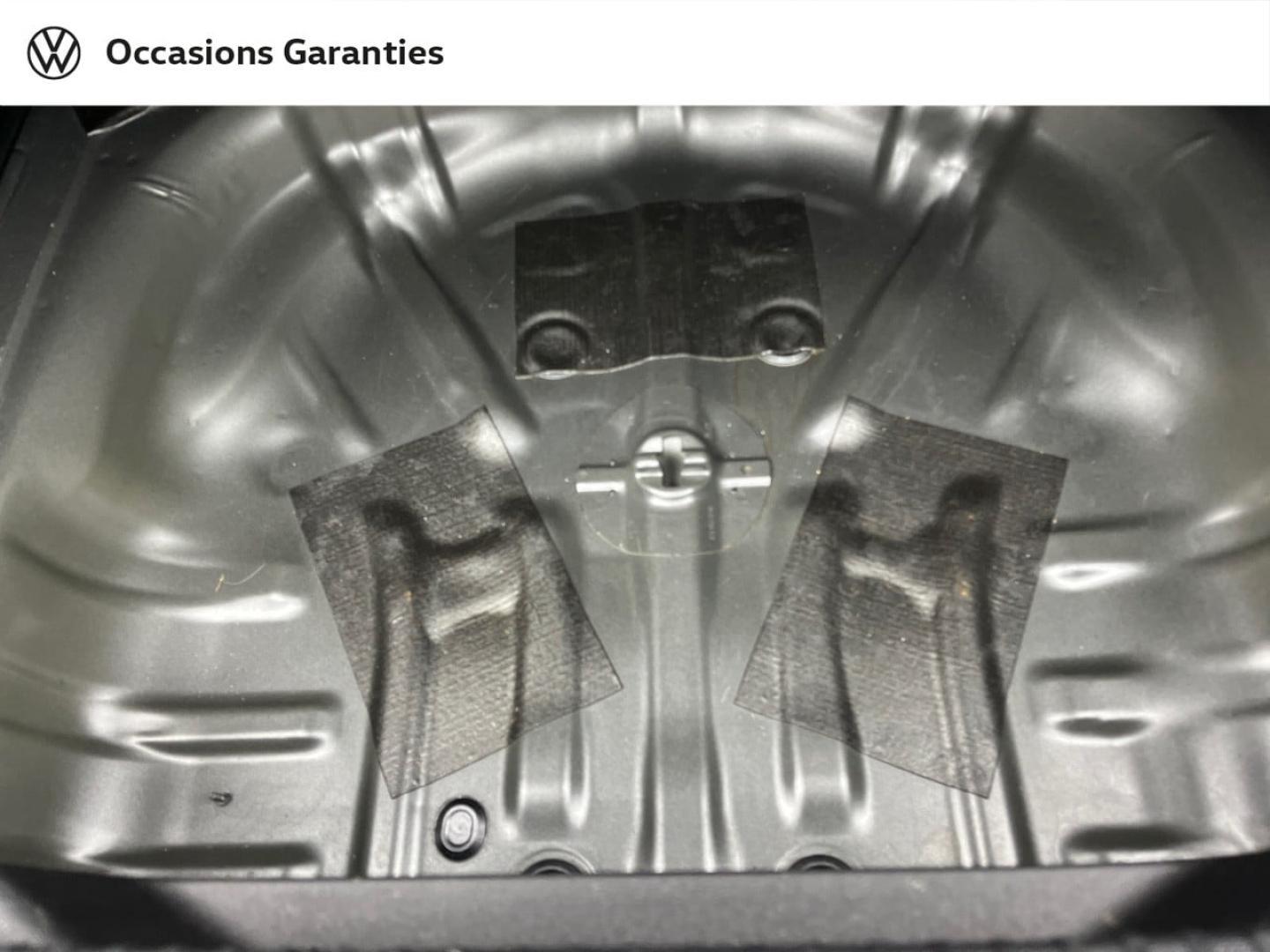 Voitures occasions VOLKSWAGEN T-ROC Base Orvault