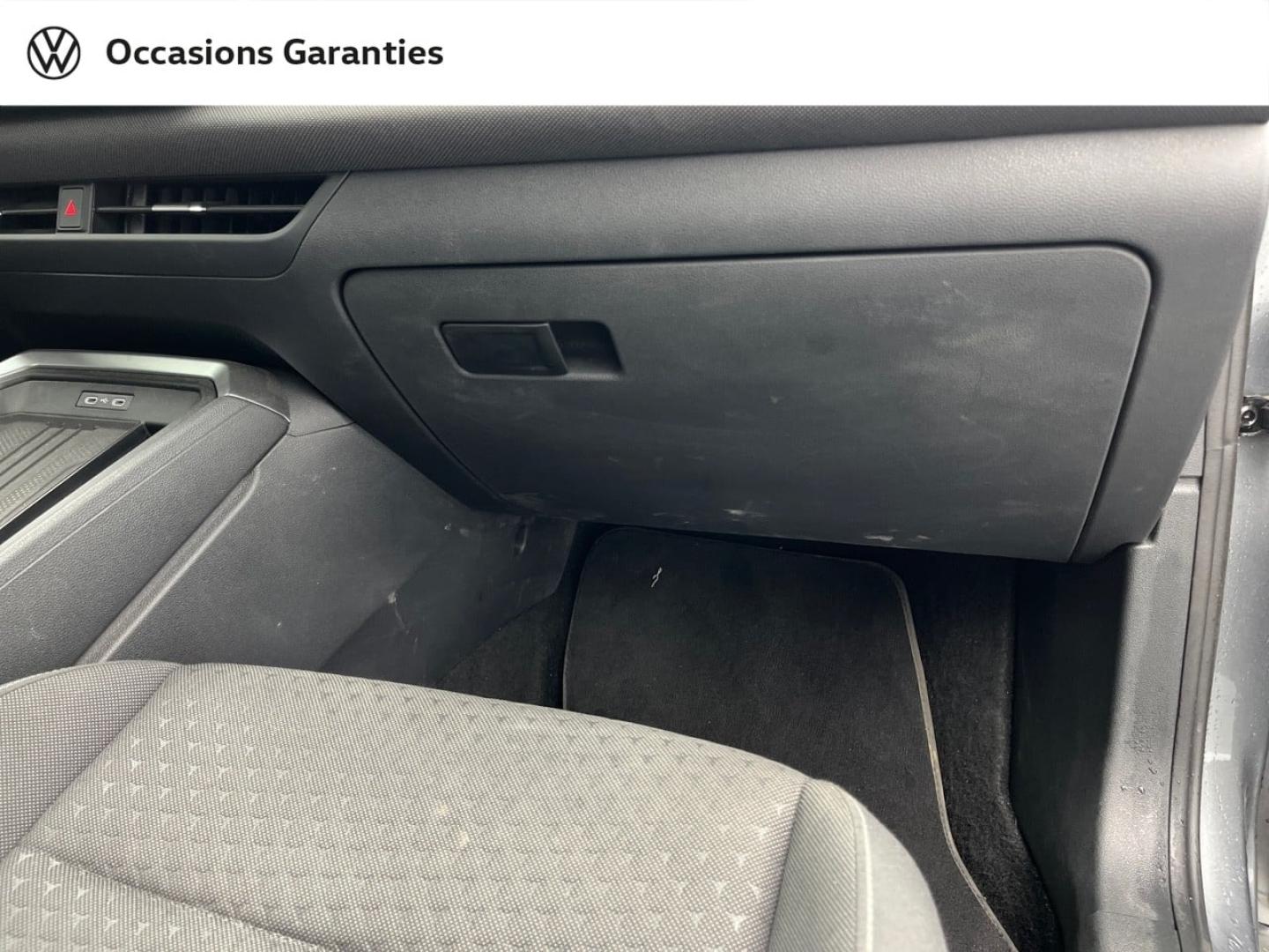Voitures occasions VOLKSWAGEN T-ROC Base Orvault