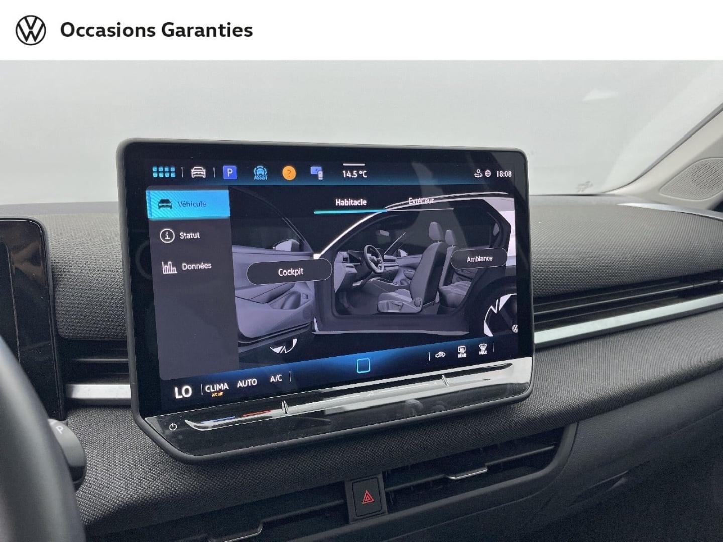 Voitures occasions VOLKSWAGEN T-ROC Base Orvault
