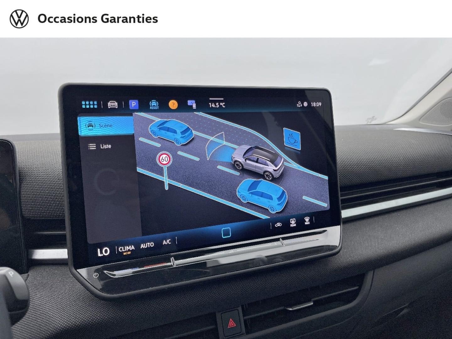 Voitures occasions VOLKSWAGEN T-ROC Base Orvault