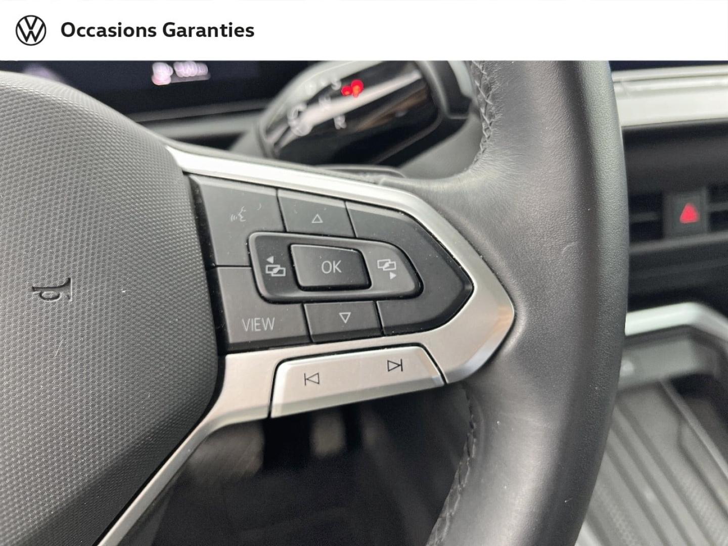 Voitures occasions VOLKSWAGEN T-ROC Base Orvault
