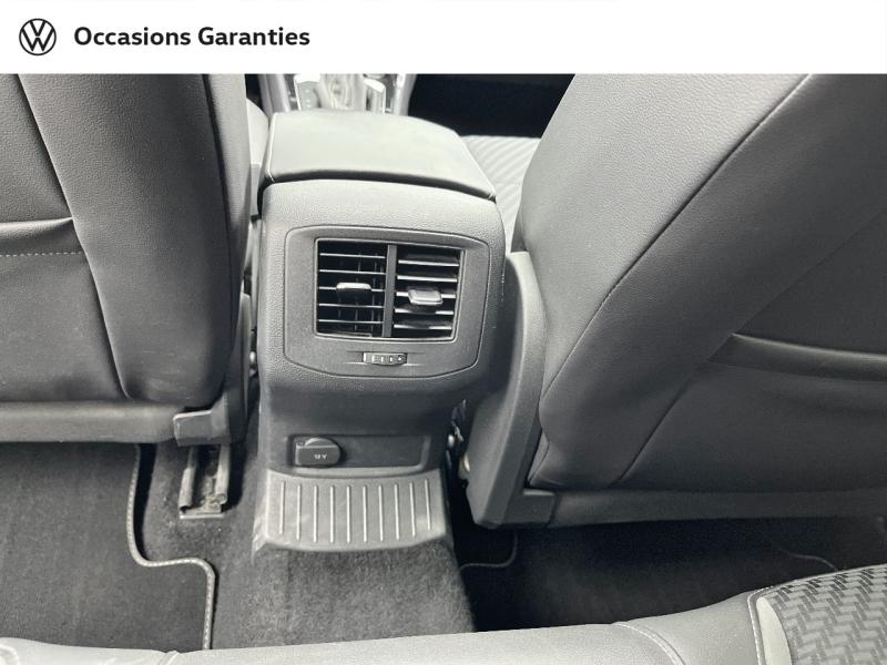 Voitures occasions VOLKSWAGEN T-ROC R-Line Orvault