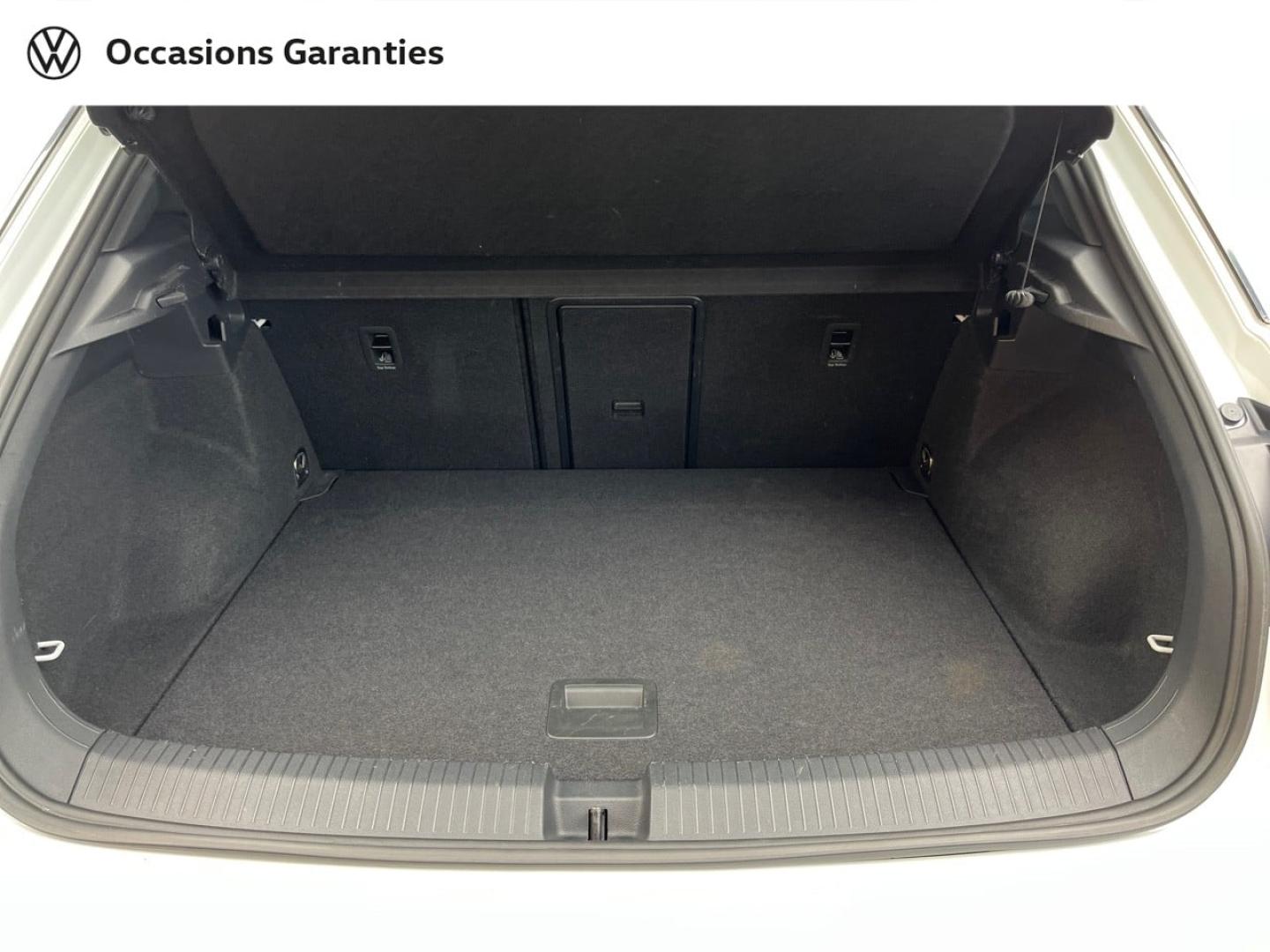Voitures occasions VOLKSWAGEN T-ROC R-Line Orvault