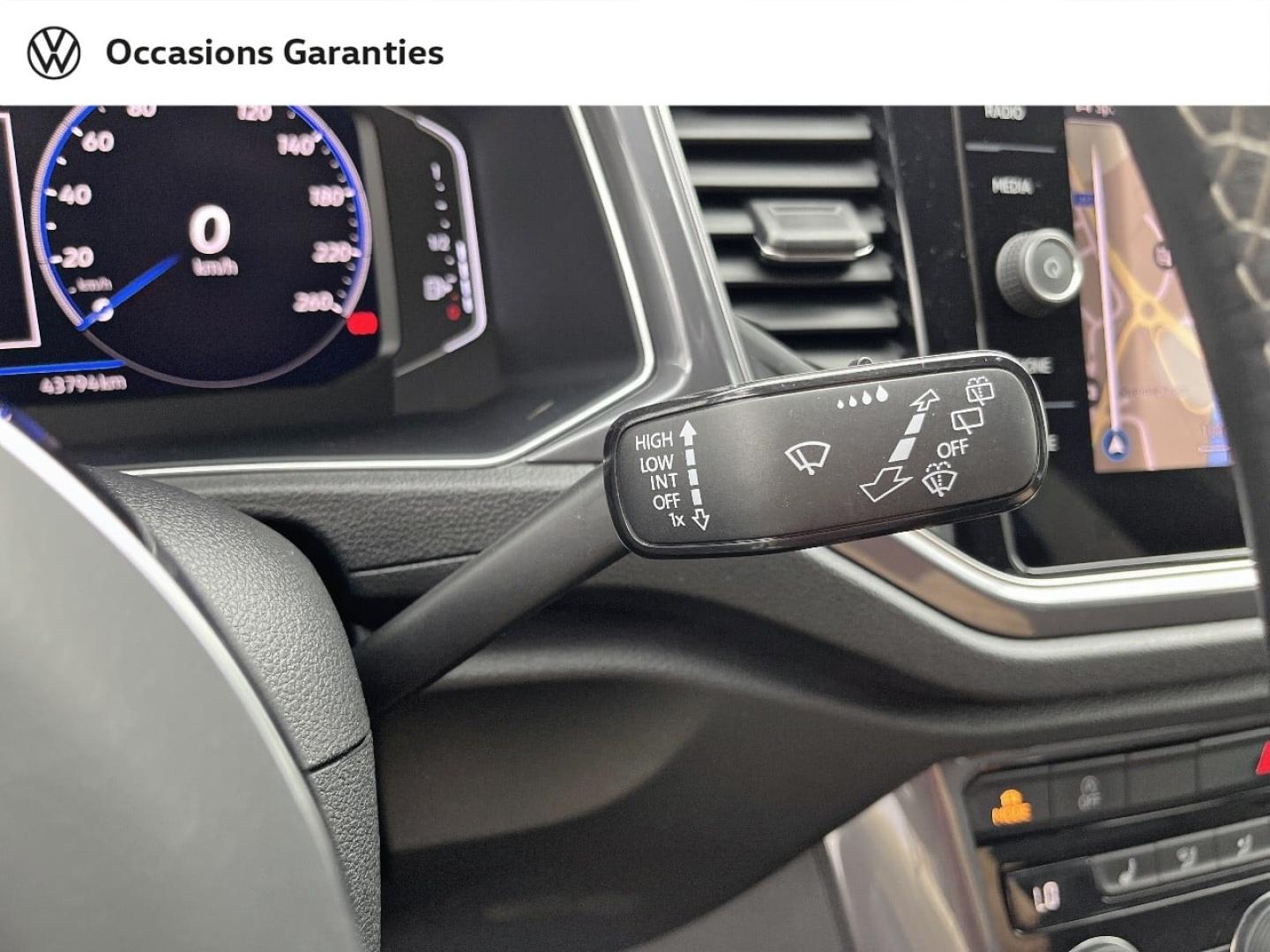 Voitures occasions VOLKSWAGEN T-ROC R-Line Orvault