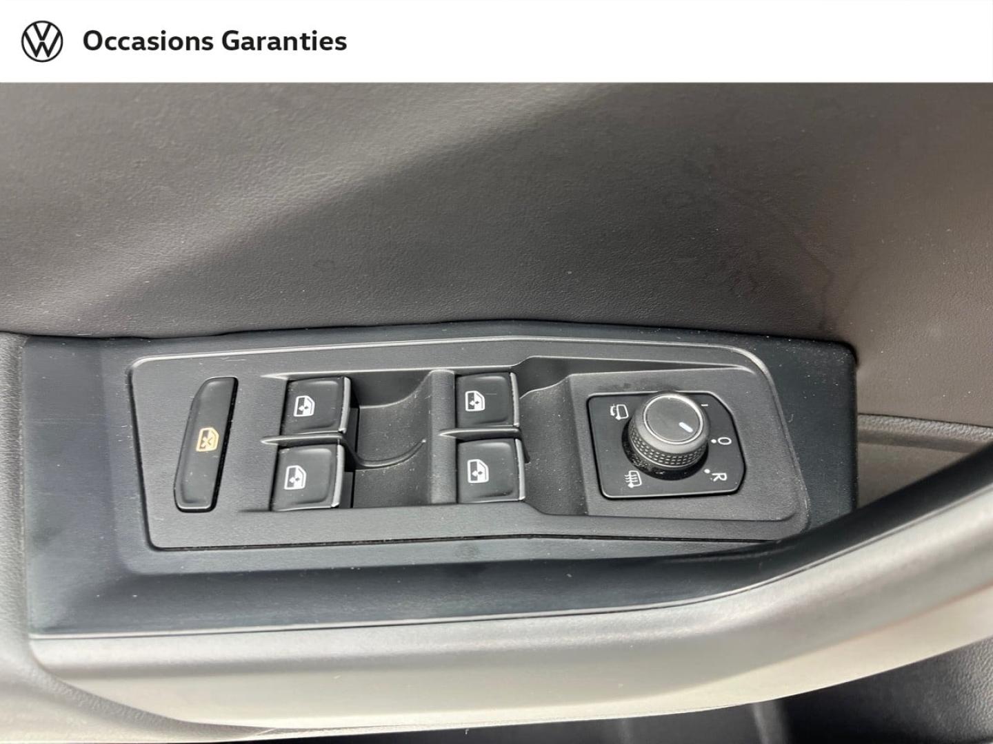 Voitures occasions VOLKSWAGEN T-ROC R-Line Orvault