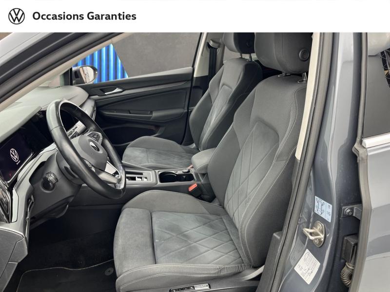 Voitures occasions VOLKSWAGEN GOLF Style 1st Orvault