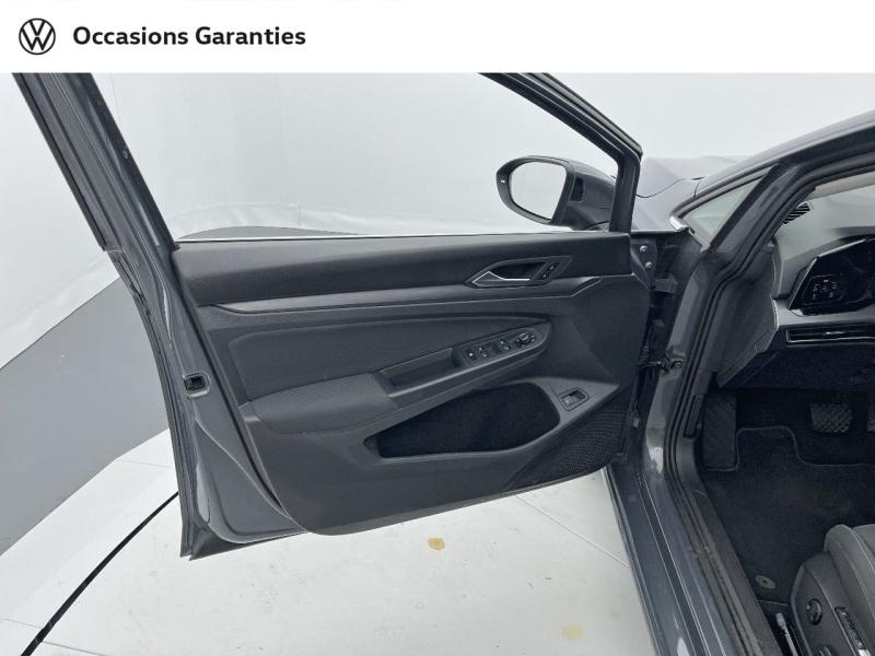 Voitures occasions VOLKSWAGEN GOLF Style 1st Orvault