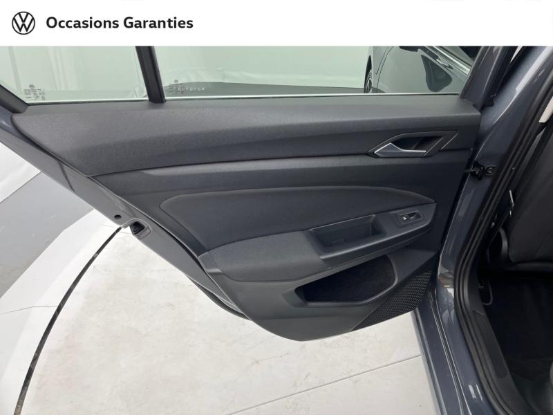 Voitures occasions VOLKSWAGEN GOLF Style 1st Orvault