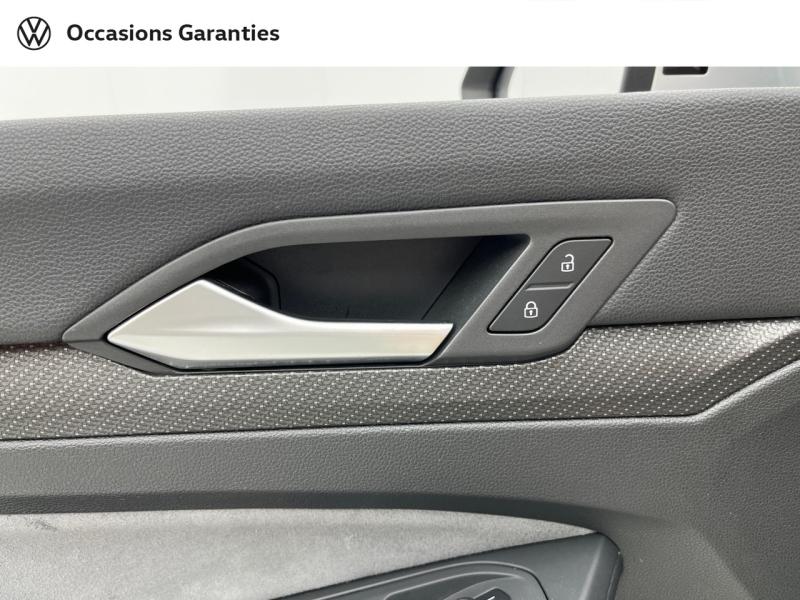 Voitures occasions VOLKSWAGEN GOLF R-Line Orvault