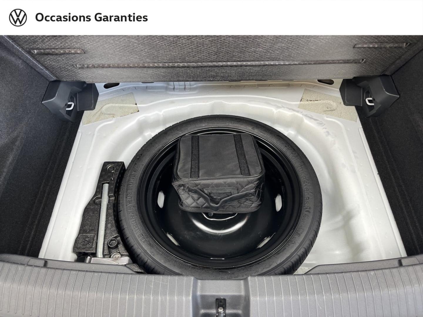 Voitures occasions VOLKSWAGEN T-ROC Style Exclusive Orvault