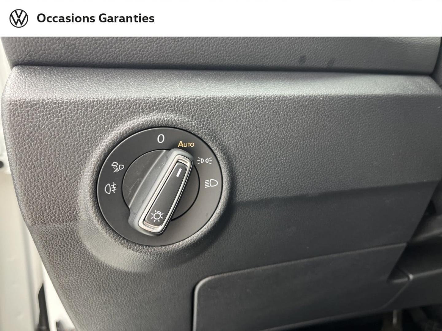 Voitures occasions VOLKSWAGEN T-ROC Style Exclusive Orvault