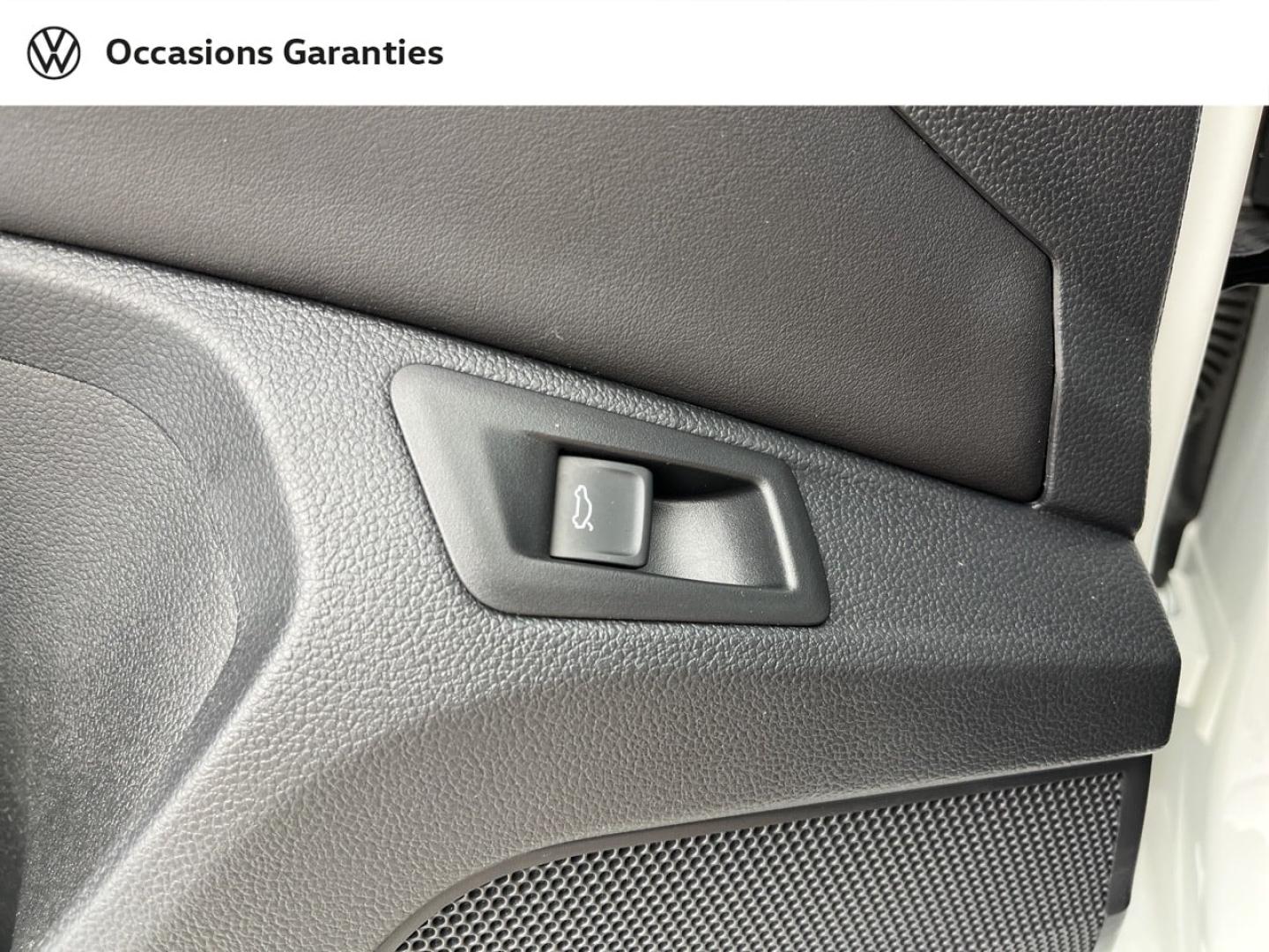 Voitures occasions VOLKSWAGEN T-ROC Style Exclusive Orvault