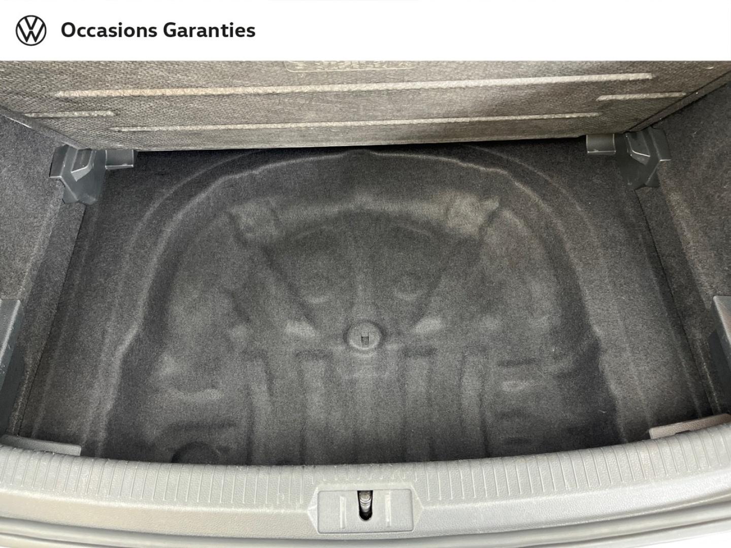 Voitures occasions VOLKSWAGEN GOLF Carat Exclusive Orvault