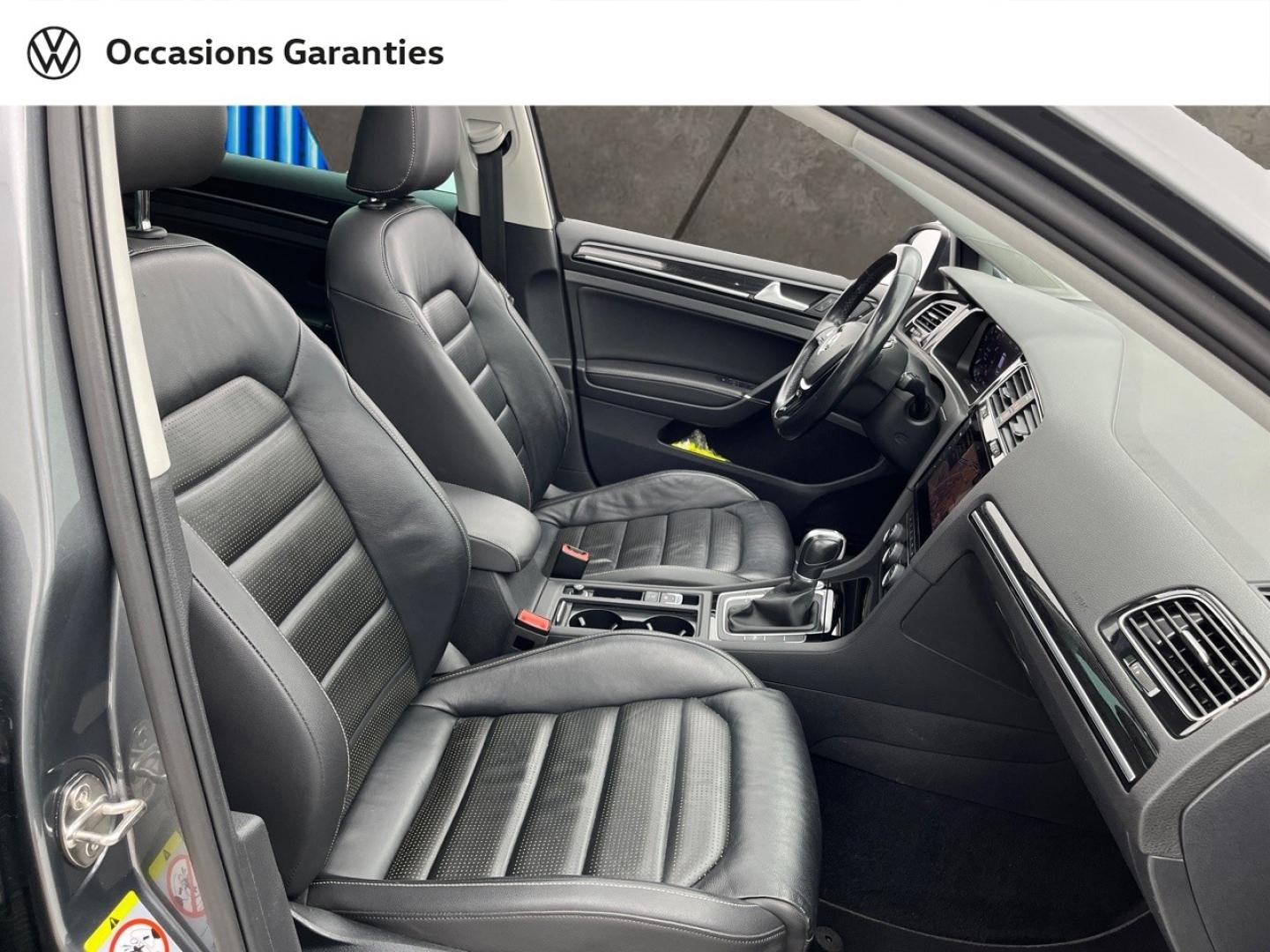 Voitures occasions VOLKSWAGEN GOLF Carat Exclusive Orvault