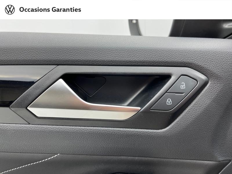 Voitures occasions VOLKSWAGEN T-ROC R-Line Orvault