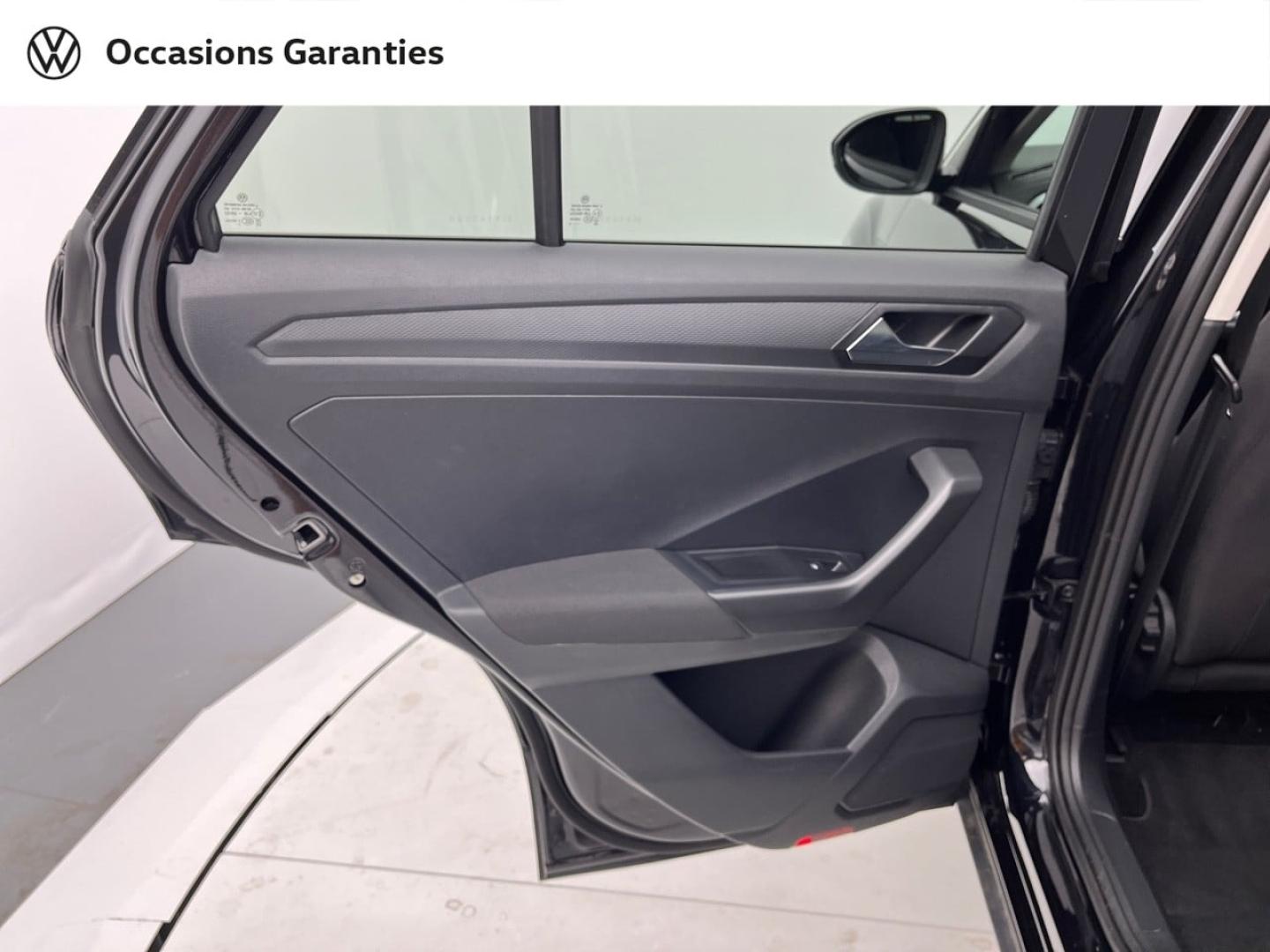 Voitures occasions VOLKSWAGEN T-ROC VW Edition Orvault
