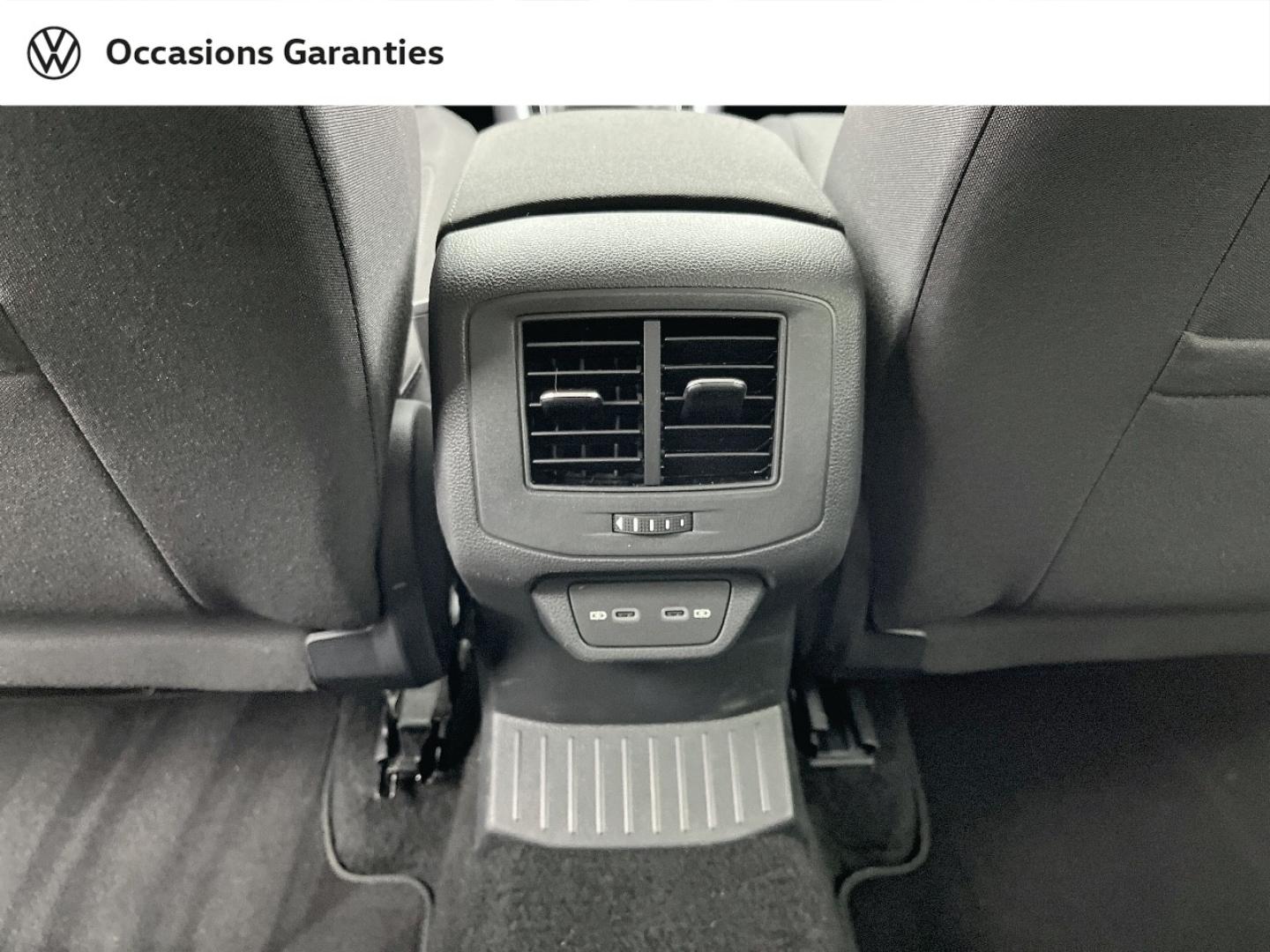 Voitures occasions VOLKSWAGEN T-ROC VW Edition Orvault
