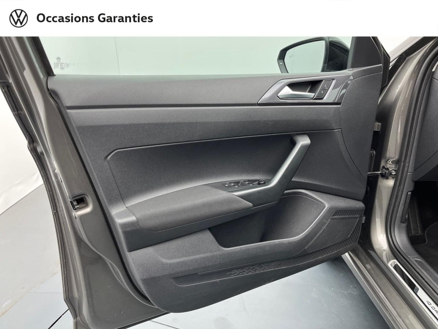 Voitures occasions VOLKSWAGEN POLO IQ.Drive Orvault