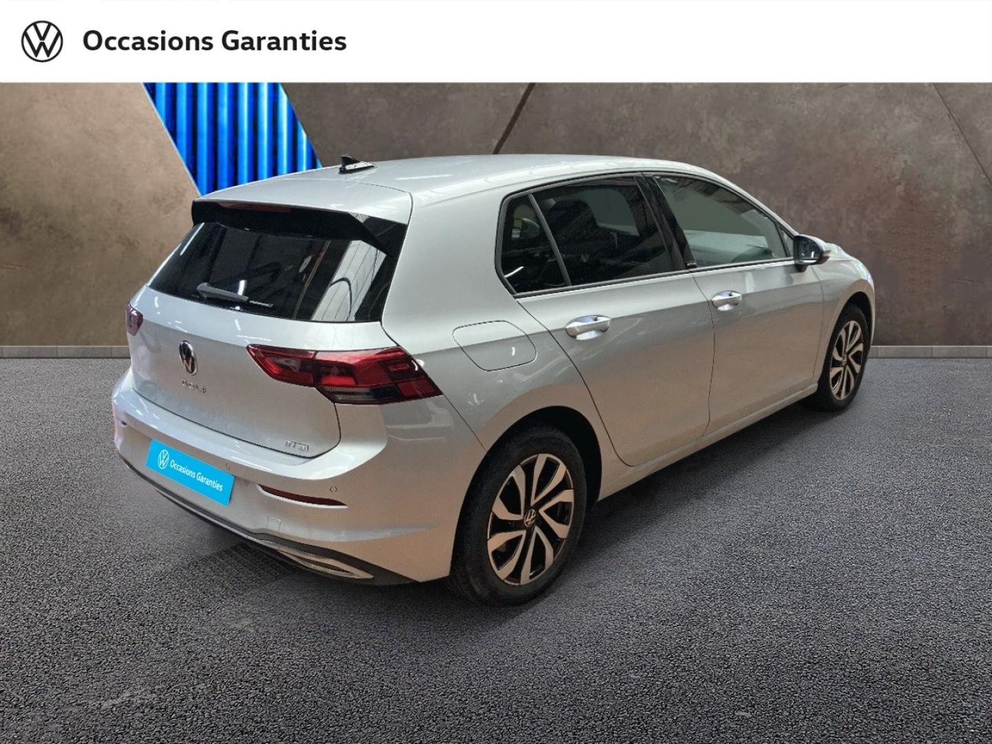 Voitures occasions VOLKSWAGEN GOLF Active Orvault