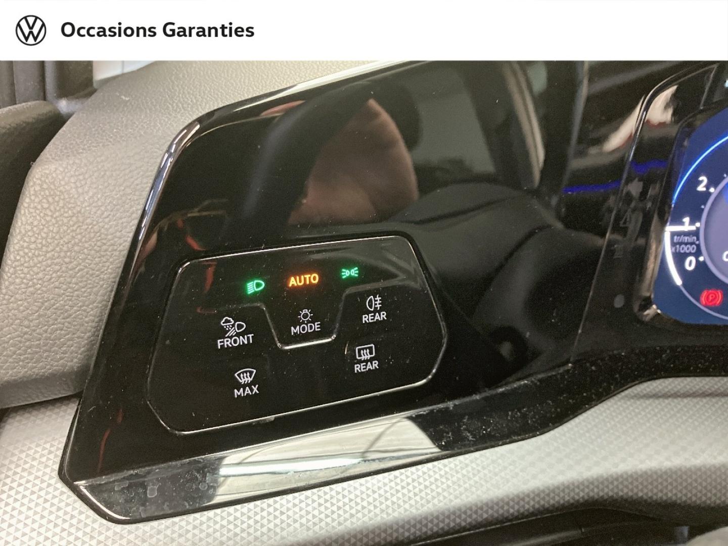 Voitures occasions VOLKSWAGEN GOLF Active Orvault