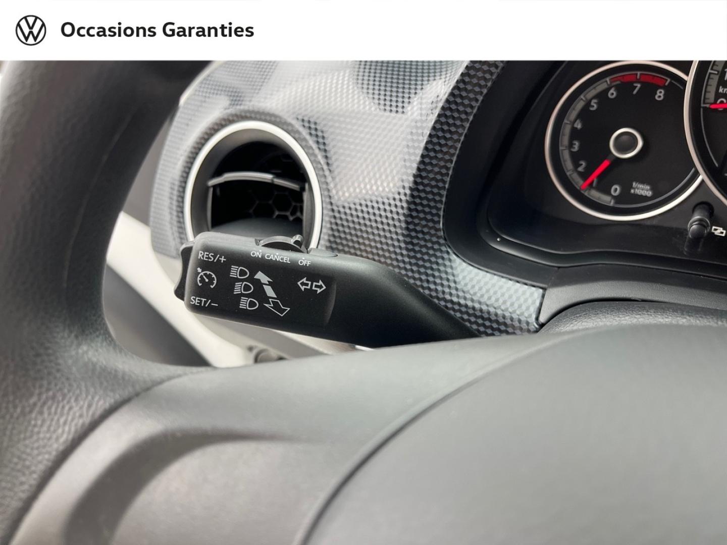 Voitures occasions VOLKSWAGEN up! Lounge Orvault