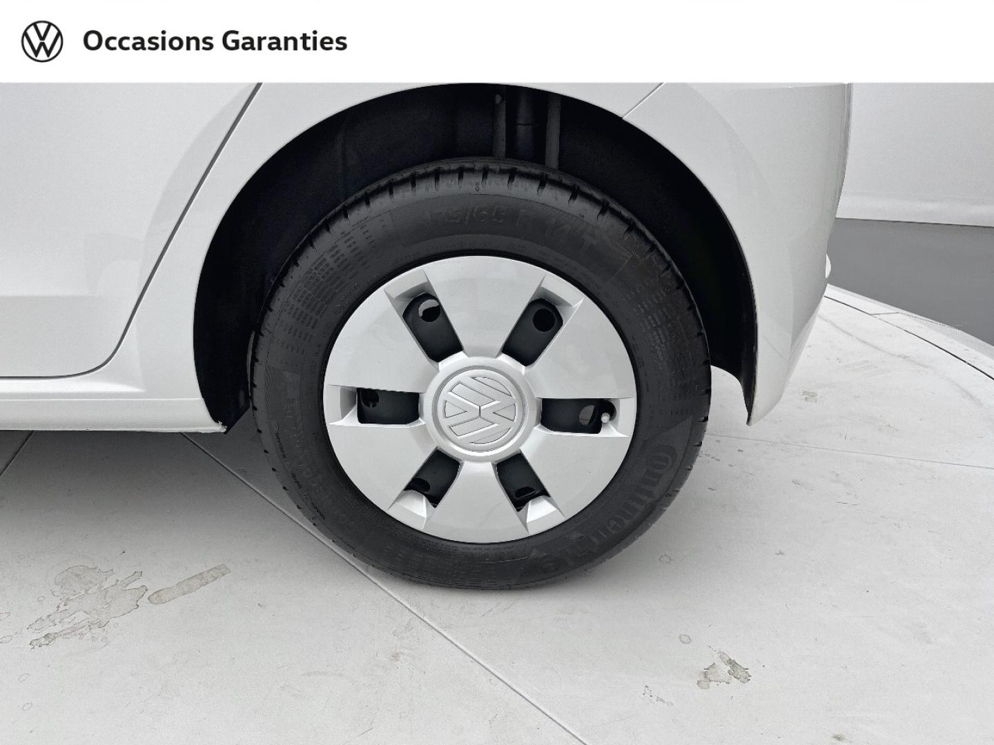 Voitures occasions VOLKSWAGEN up! Lounge Orvault