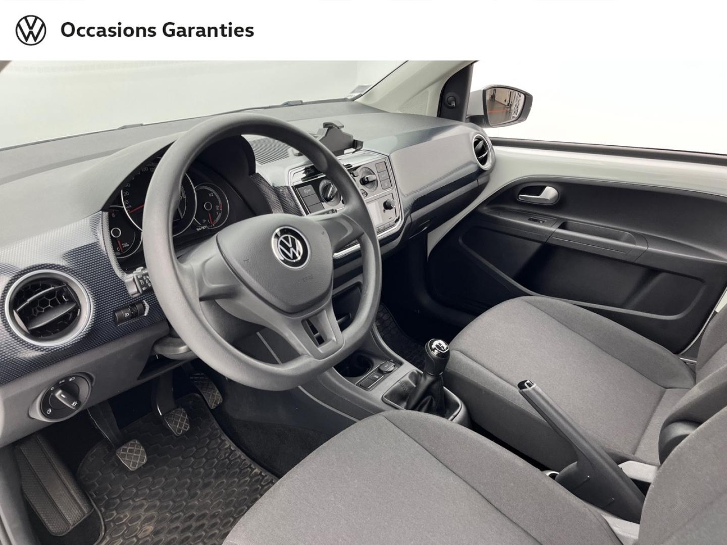 Voitures occasions VOLKSWAGEN up! Lounge Orvault
