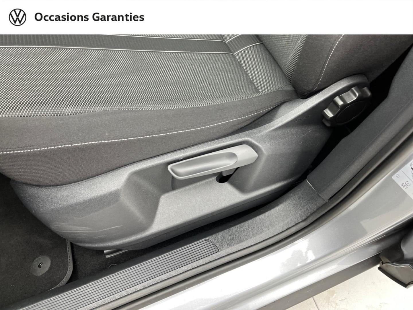 Voitures occasions VOLKSWAGEN T-ROC VW Edition Orvault