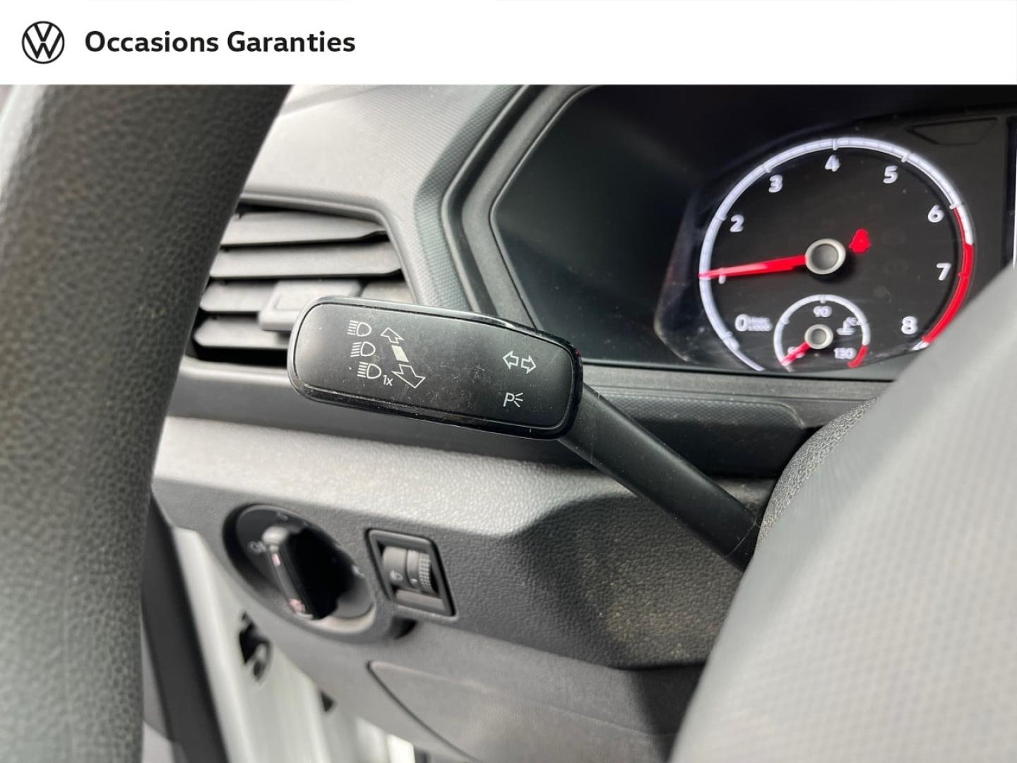 Voitures occasions VOLKSWAGEN T-CROSS Base Orvault